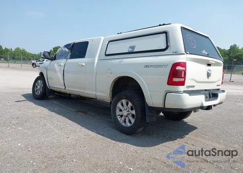 2020 Ram 2500 Laramie 4X4 6'4 Box z USA, uszkodzony, nr VIN 3C6UR5NL1LG222920